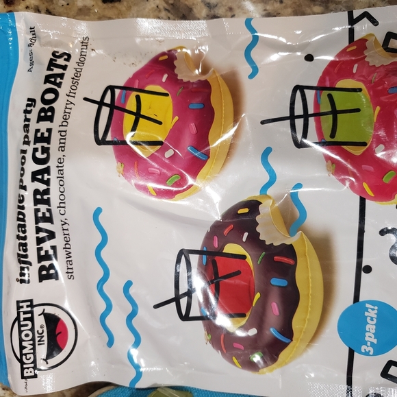 ALL NEW set of 5 summer pool party favorites - Picture 9 of 10